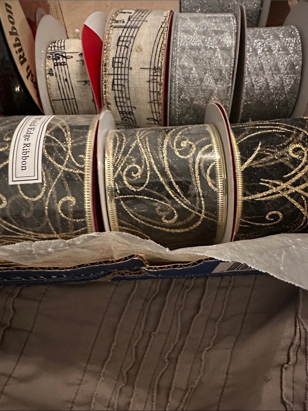Lot of ribbon for crafting /wreath making - Picture 2 of 4